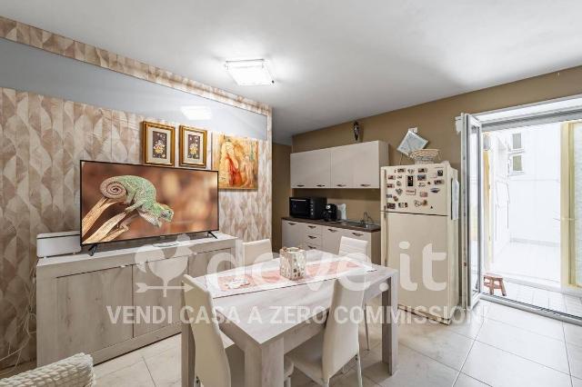 3-room flat in Via Duca d'Aosta 24, Adelfia - Photo 1