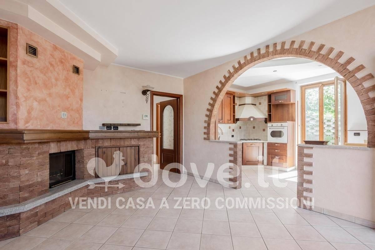 Villa a schiera in vendita a Cunardo