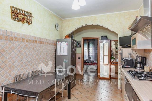 Trilocale in Via Leonardo da Vinci 14, Lodi Vecchio - Foto 1