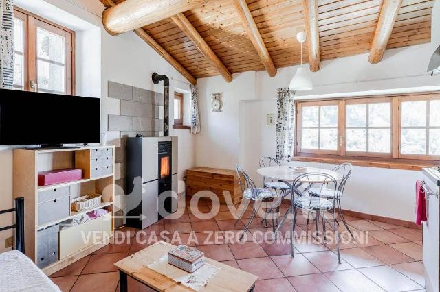 2-room flat in Via Ioli 7, Torre di Santa Maria - Photo 1