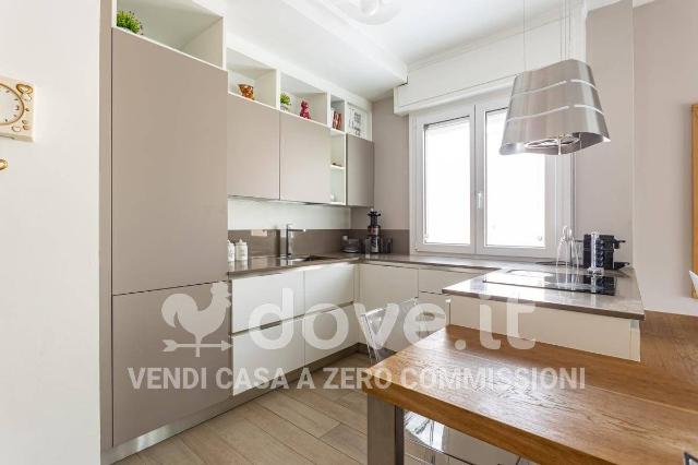 Trilocale in Via Creva 29a, Luino - Foto 1