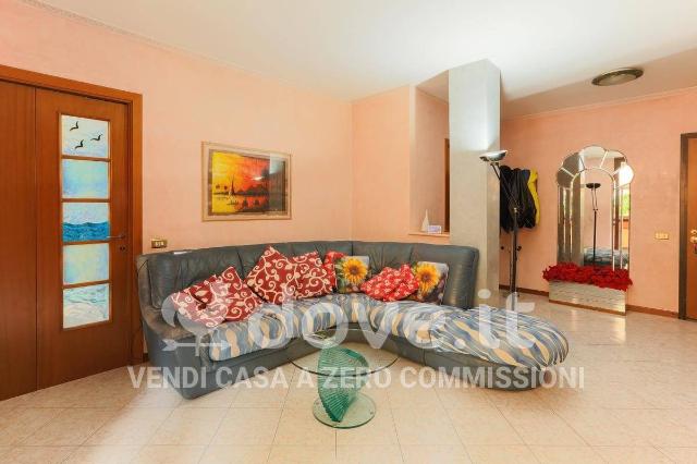 3-room flat in Via Enrico Fermi 13, Cornate d'Adda - Photo 1