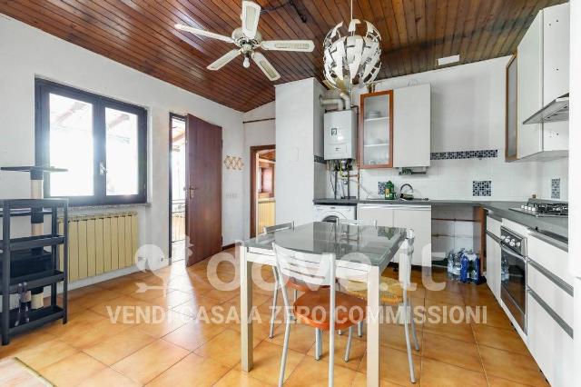 3-room flat in Via Silvio Pellico 21, Gallarate - Photo 1