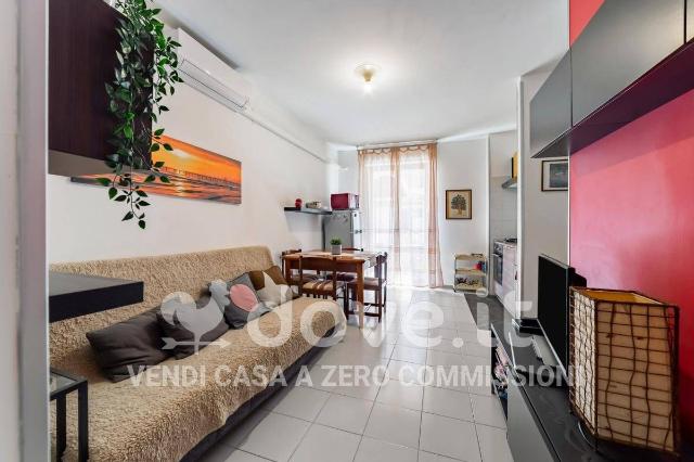 2-room flat in Via Lucania 7, Montesilvano - Photo 1