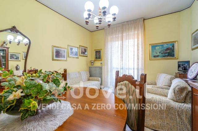 3-room flat in Via Clateo Castellini 110, Melegnano - Photo 1