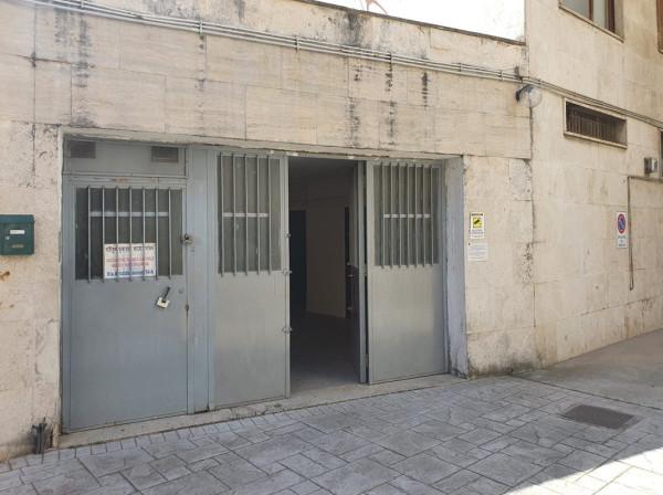 Negozio in Via Aristide Leonori 94, Roma, {3} - Foto 2