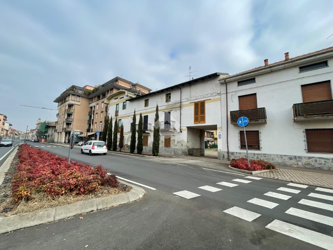 Casa indipendente in vendita a Bellinzago Novarese