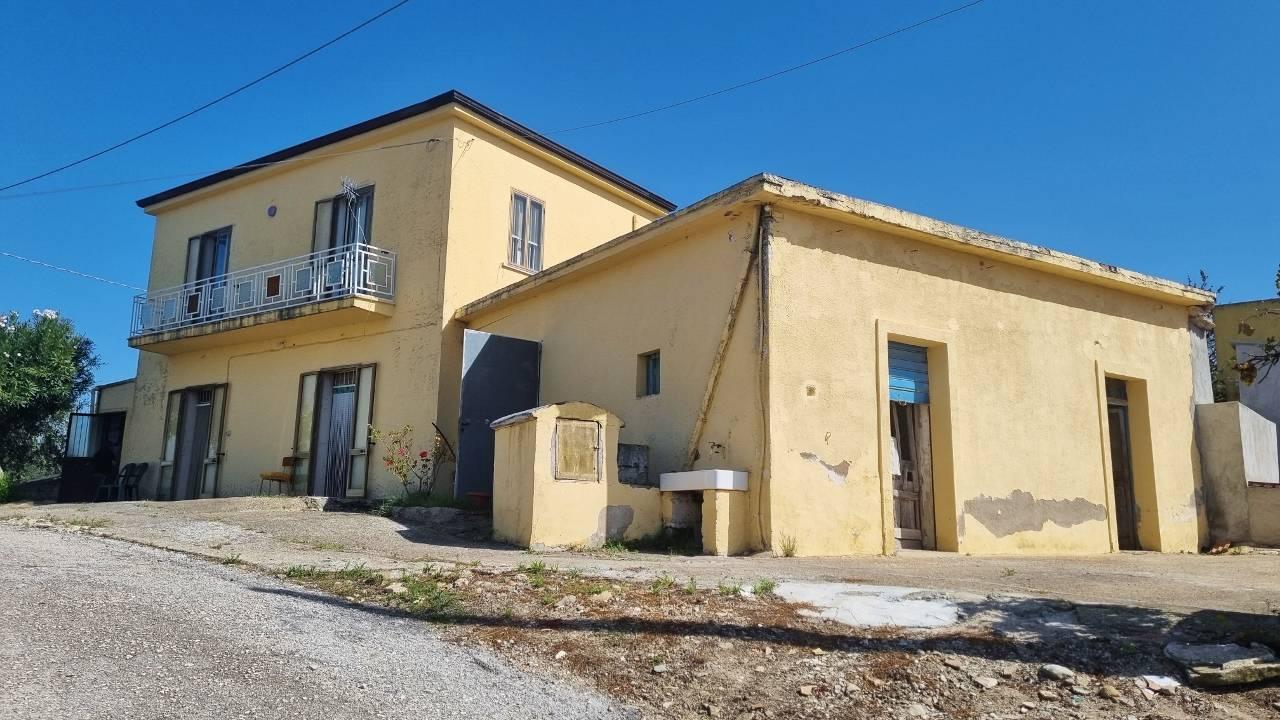 Casa indipendente in vendita a Villanova Del Battista