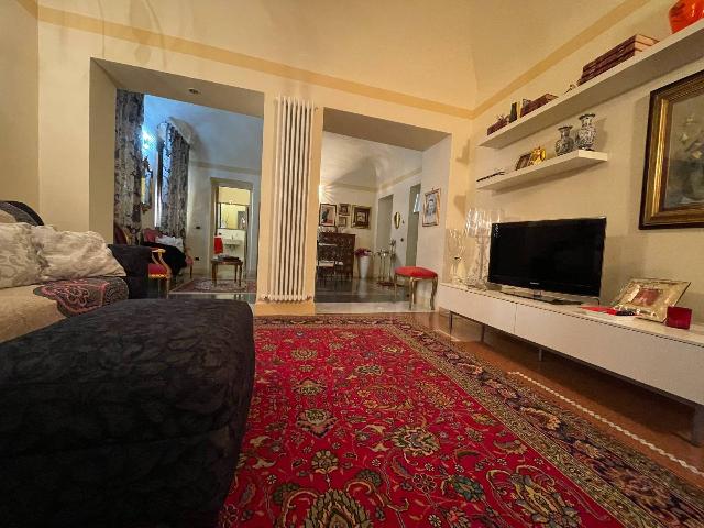 4-room flat in {3}, - Photo 1