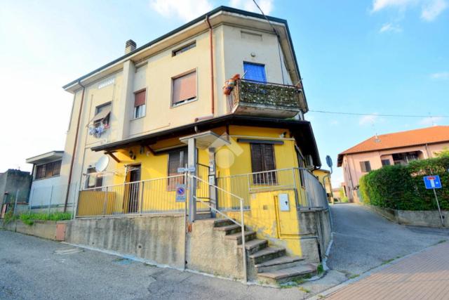 3-room flat in Via Indipendenza 105, Mezzago - Photo 1