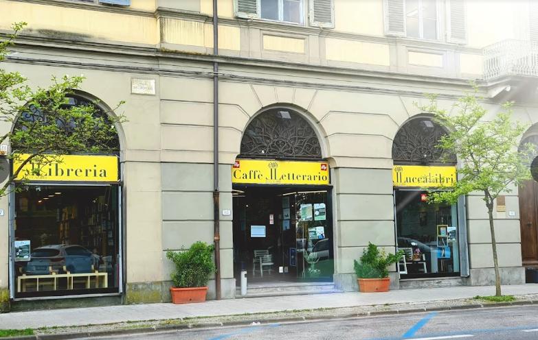 Locale commerciale in , Lucca, {3} - Foto 2