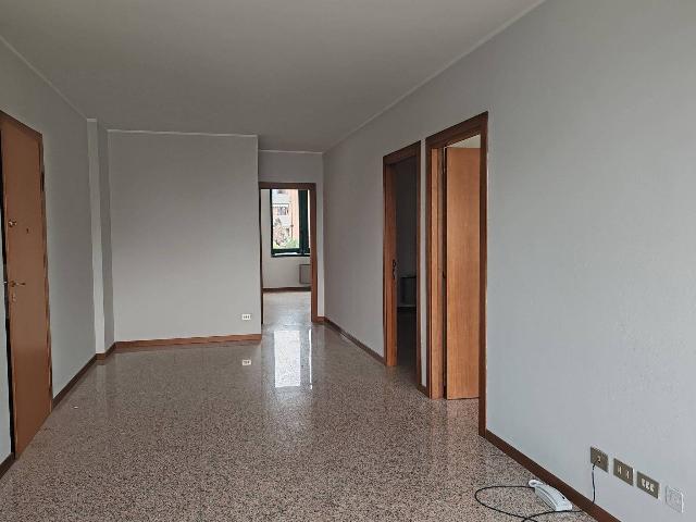 Shared office in Via Lugagnano, Verona - Photo 1