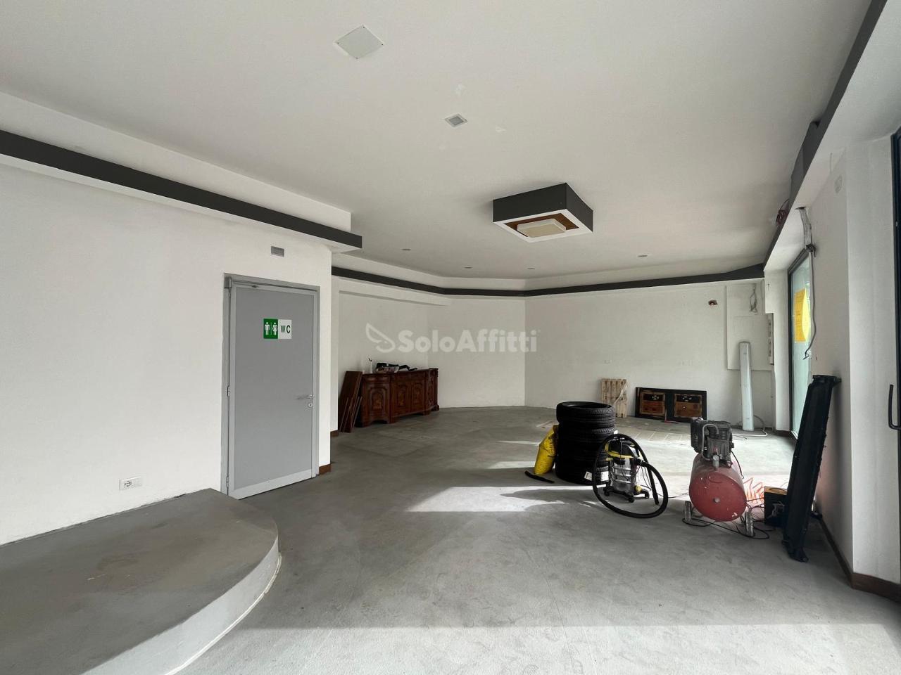 Negozio in , Trecastelli, {3} - Foto 1