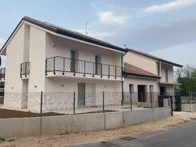 Detached house in Via Postioma di San Floriano 50, Castelfranco Veneto - Photo 1