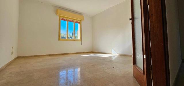 4-room flat, Pianoro - Photo 1