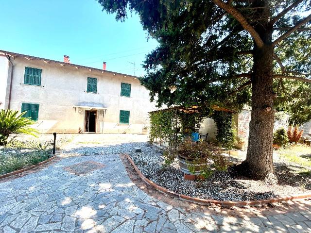 Detached house in Via Paradiso 3, Castelnuovo Magra - Photo 1