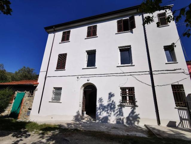 Terraced house in Via Ghitella 70 72, Luni - Photo 1