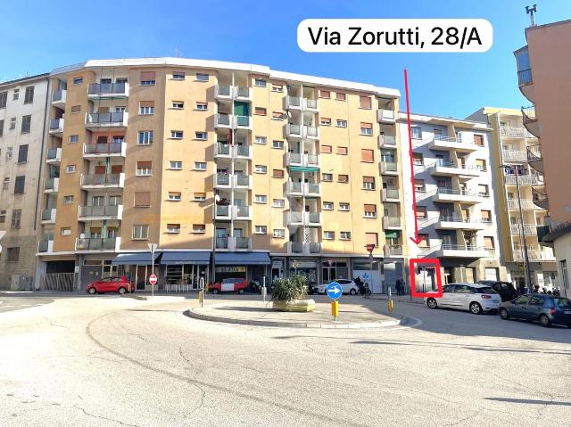 Geschäft in Via Pietro Zorutti 28, Trieste - Foto 1