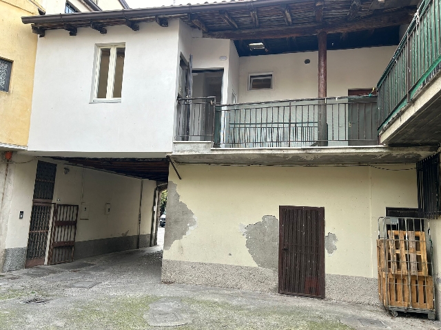 Trilocale in Via G. Mazzini 4, Osio Sotto - Foto 1