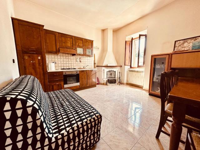 2-room flat in Via Massimo del Fante 7, Rocca di Mezzo - Photo 1