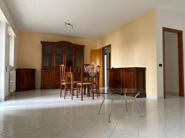 Vierzimmerwohnung in Via Archimede 19, Ragusa - Foto 1