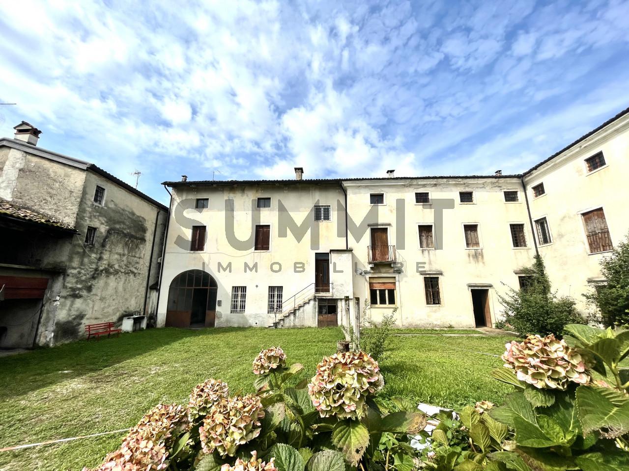 Palazzo in vendita a San Vito Di Leguzzano