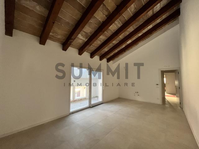 3-room flat in Via Pasubio, Schio - Photo 1