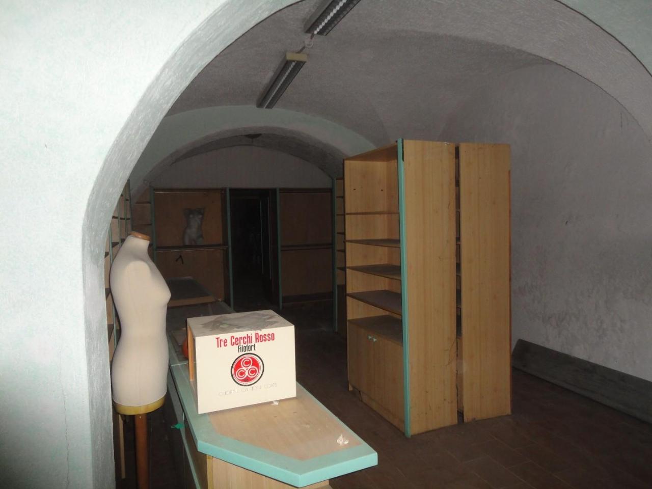 Locale commerciale in , Peccioli, {3} - Foto 2