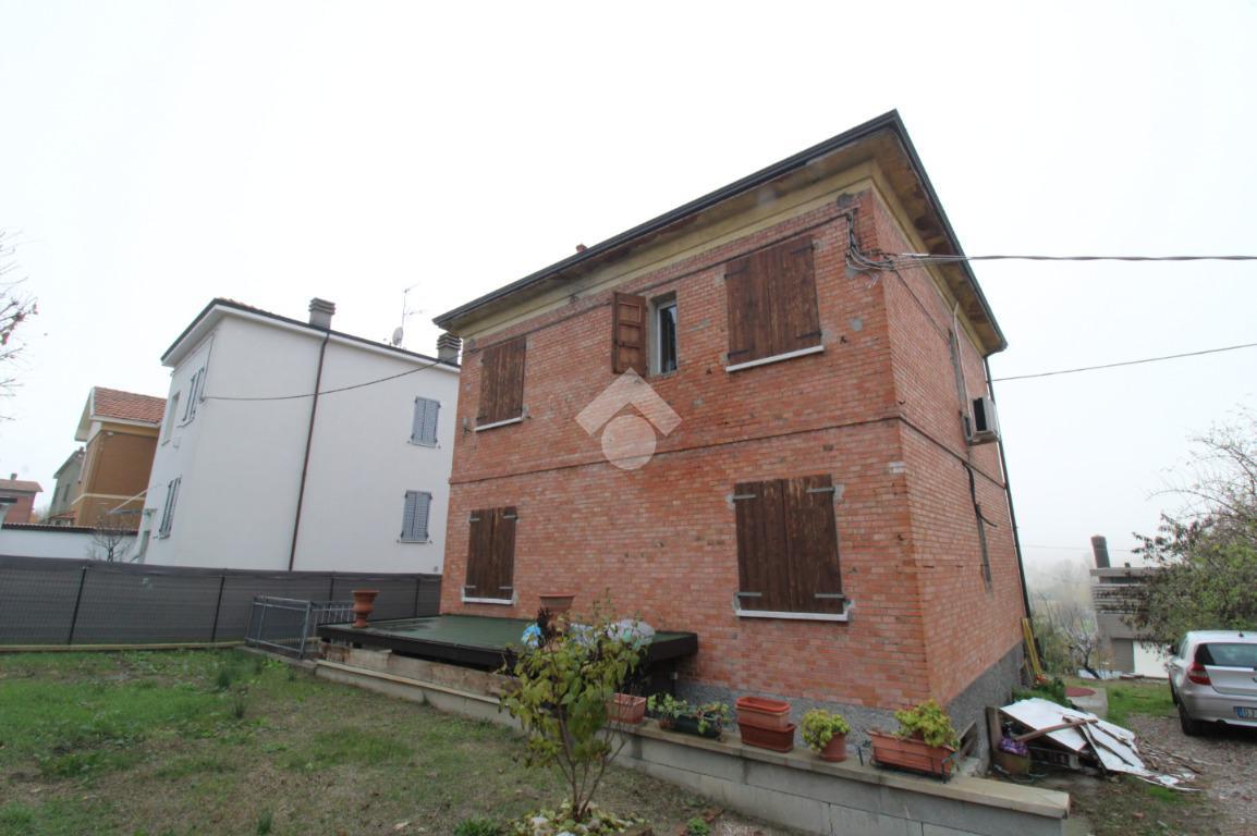 Casa indipendente in vendita a Sassuolo