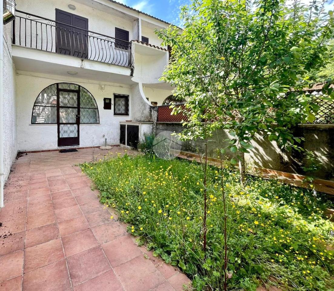 Villa in vendita a Roccagloriosa