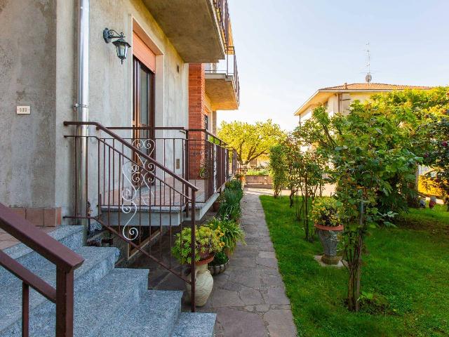 Villa in Via della Selva 112, Cardano al Campo - Foto 1