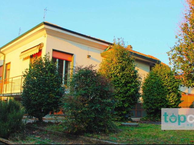 Villa in Via Pasubio 21, Canegrate - Foto 1