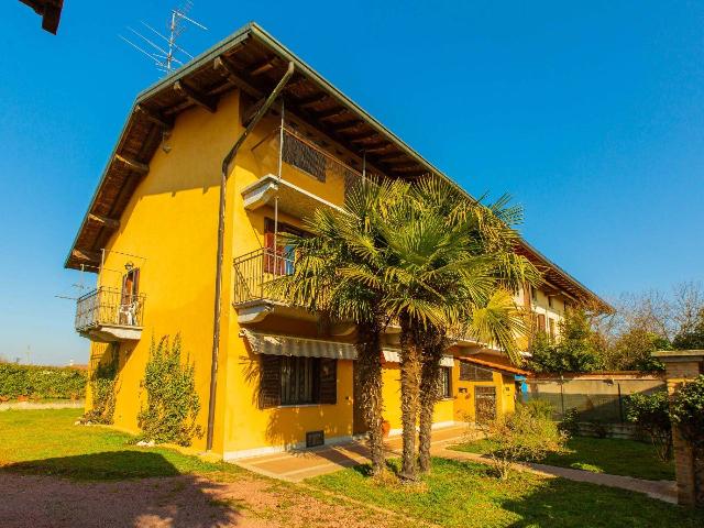 Villa in Via Cascine Bellini 4, Oleggio - Foto 1