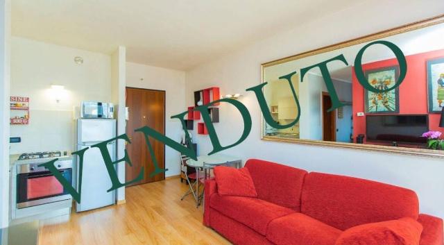 2-room flat in Via dei Villini, Busto Arsizio - Photo 1