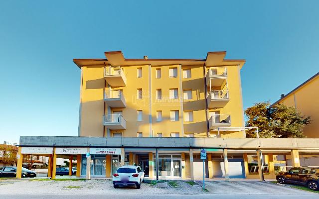 Trilocale in Viale Austria, Lido delle Nazioni 17, Comacchio - Foto 1