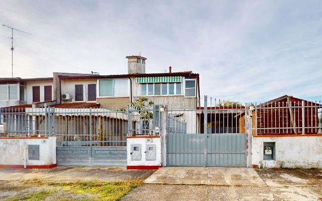 Dreizimmerwohnung in Viale Renata di Francia, Lido degli Estensi 62/1, Comacchio - Foto 1