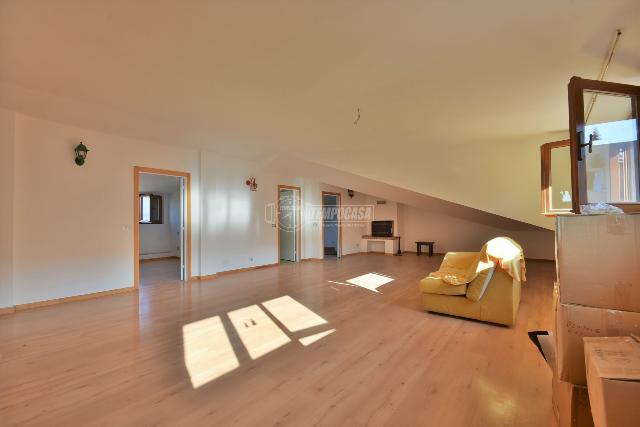 main gallery real estate image