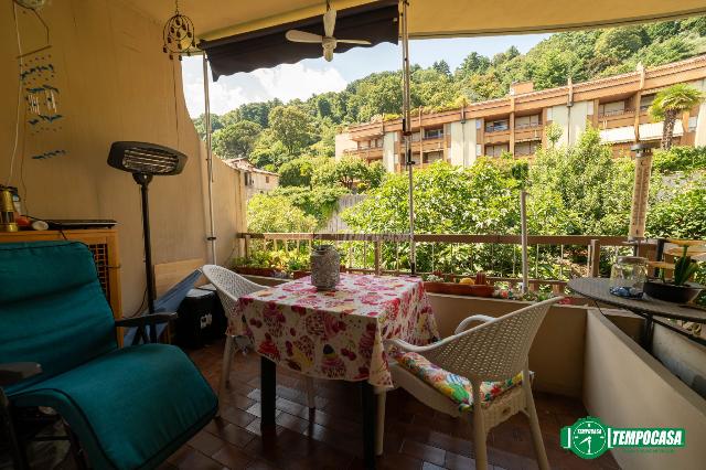 One-room flat in Largo Alpini d'Italia 1, Lesa - Photo 1