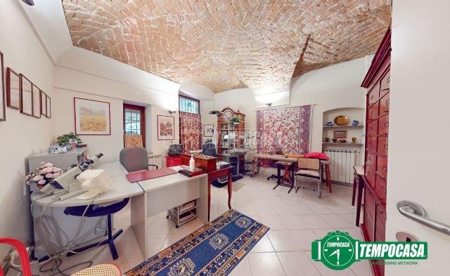 2-room flat in Via Biorci, Acqui Terme - Photo 1