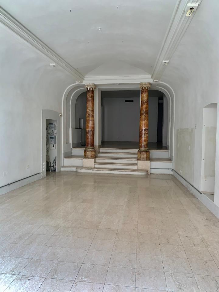 Palazzina commerciale in , Brescia, {3} - Foto 1