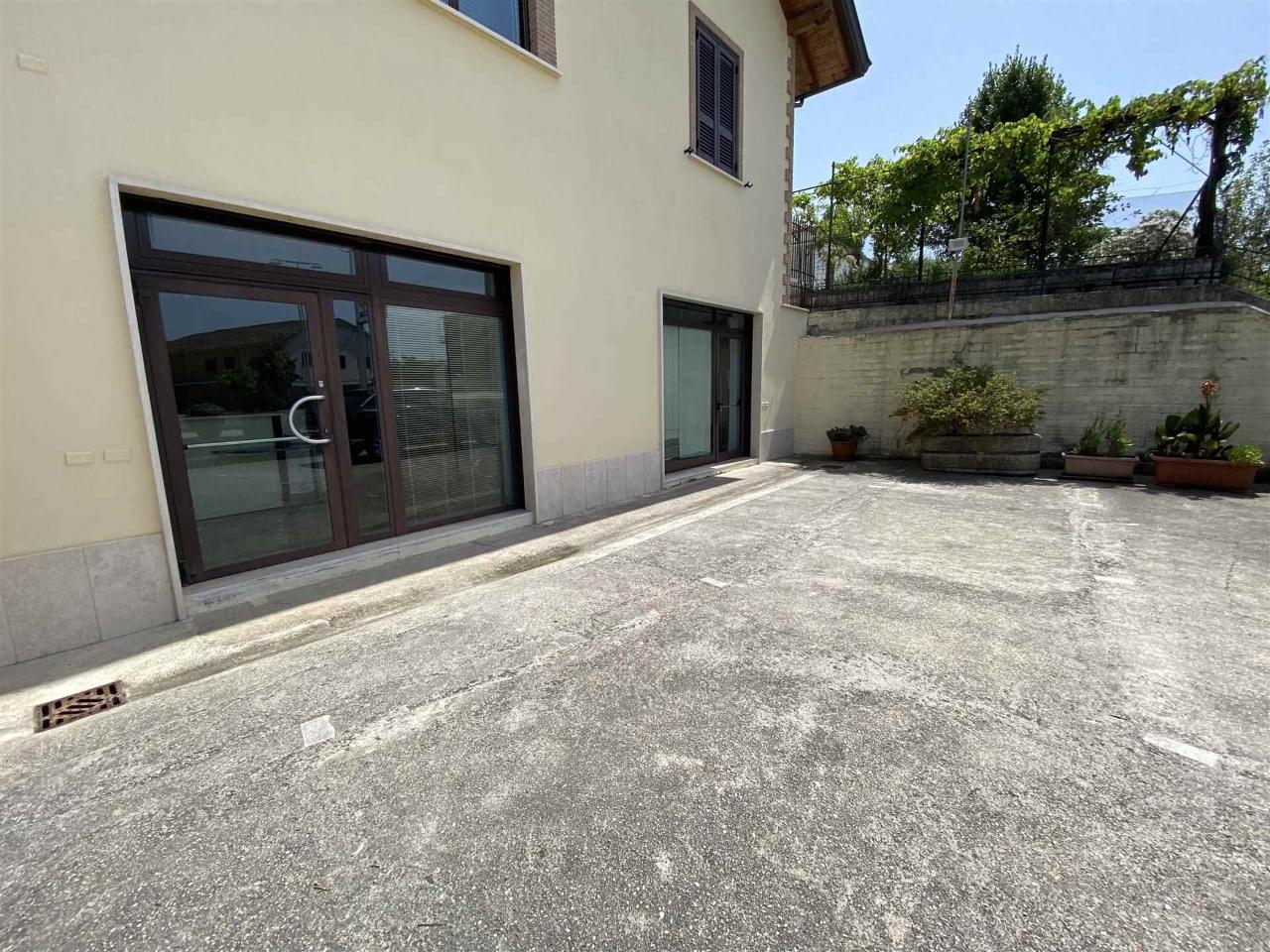 Ufficio in Via Casilina Nord, Frosinone, {3} - Foto 1