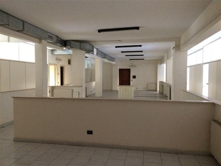 Ufficio in Viale Mazzini, Frosinone, {3} - Foto 1
