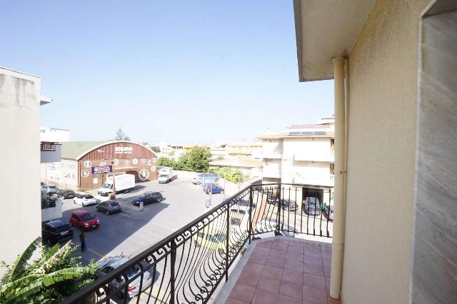 4-room flat in Via delle Officine 53, Venetico - Photo 1