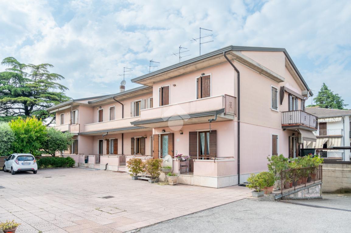 Villa a schiera in vendita a Villafranca Di Verona