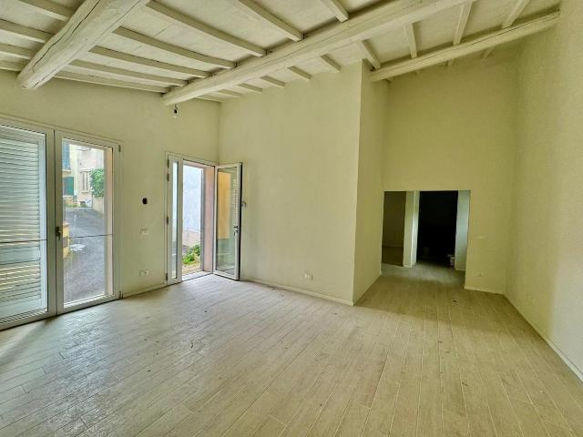 3-room flat in Elle Macine 50055, Lastra a Signa - Photo 1