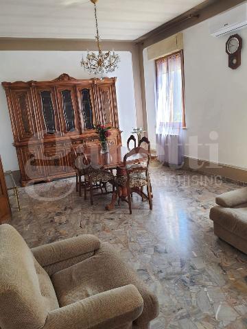 Dreizimmerwohnung, Spoleto - Foto 1