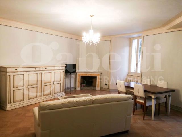 4-room flat in {3}, - Photo 1