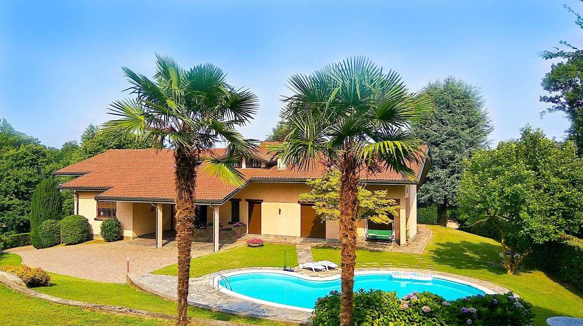 Villa unifamiliare in vendita a Inverigo