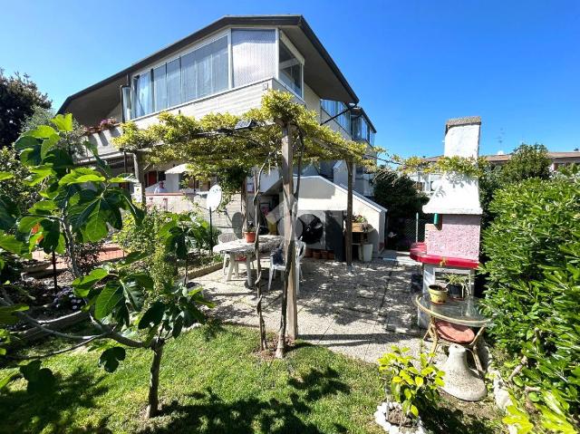 Terraced house in Viale Pietro Mascagni 50, Ravenna - Photo 1