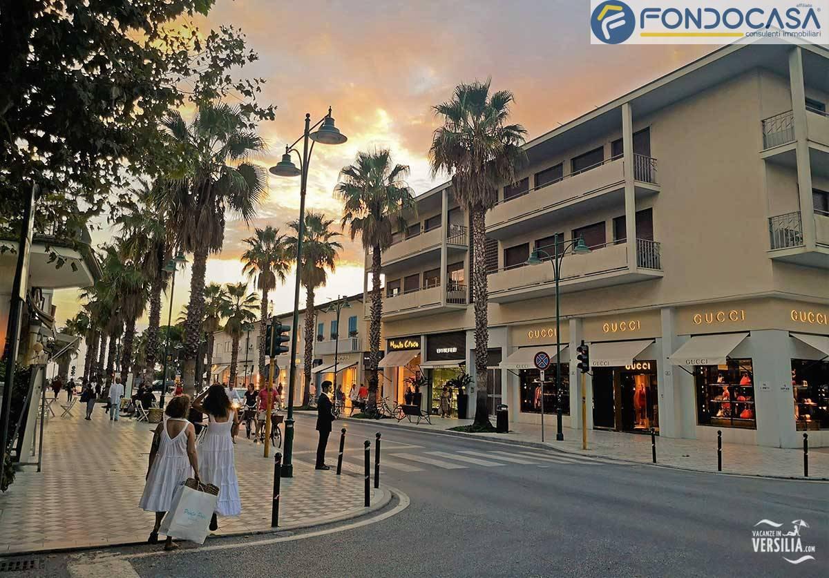 casa indipendente in vendita a Forte dei Marmi